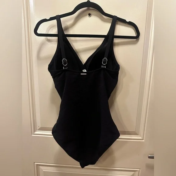 SEA LEVEL Australia Spinnaker Cross Front One Piece Tummy Control Black,size 4US - Picture 8 of 14